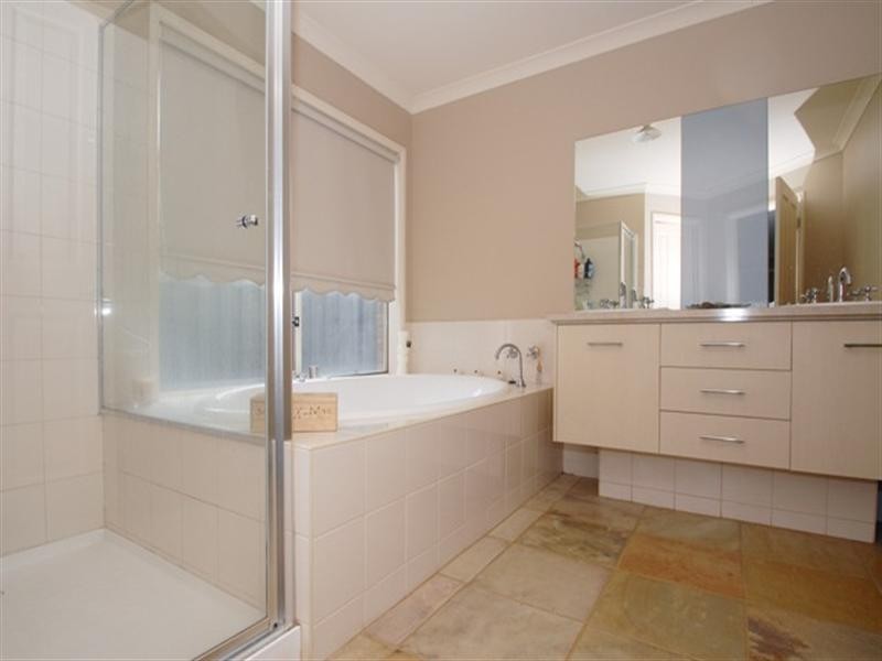 6 Alec Court, Tarneit VIC 3029