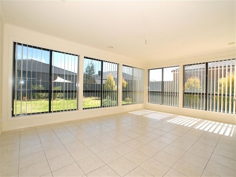 22 Eucumbene Road, Wyndham Vale VIC 3024