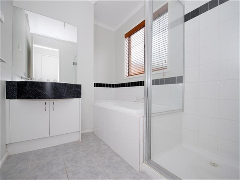 155 Shaws Road, Werribee VIC 3030