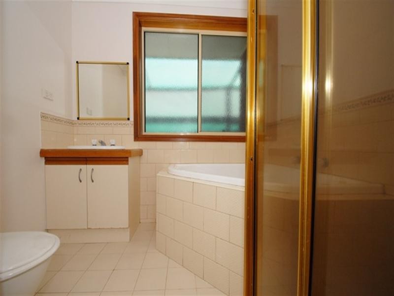 10 Freesia Court, Hoppers Crossing VIC 3029