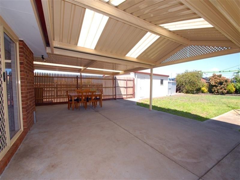 10 Freesia Court, Hoppers Crossing VIC 3029