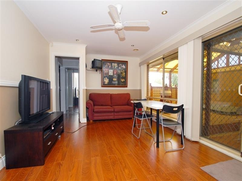 4 Barklya Court, Hoppers Crossing VIC 3029