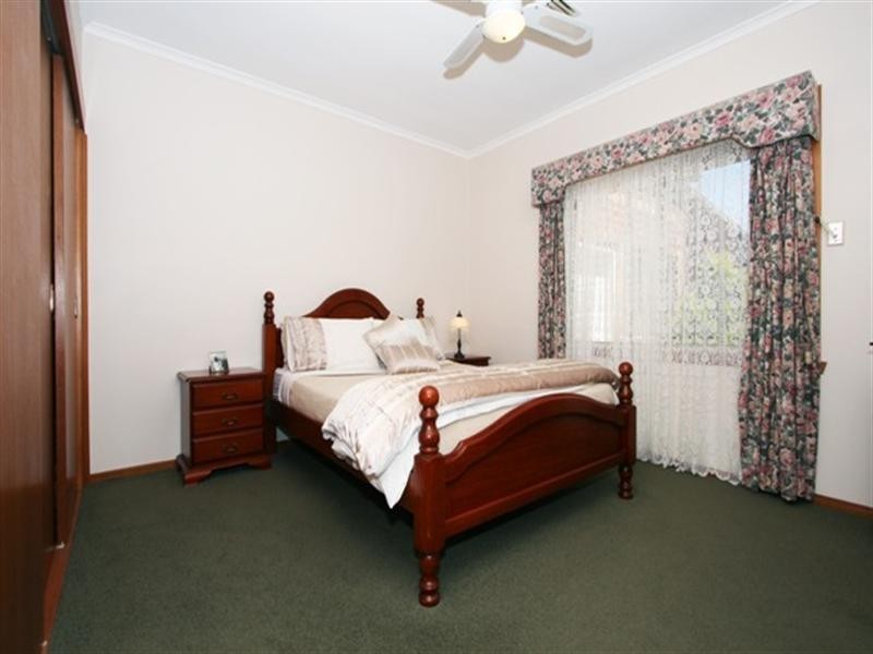 8 Sky Court, Werribee VIC 3030