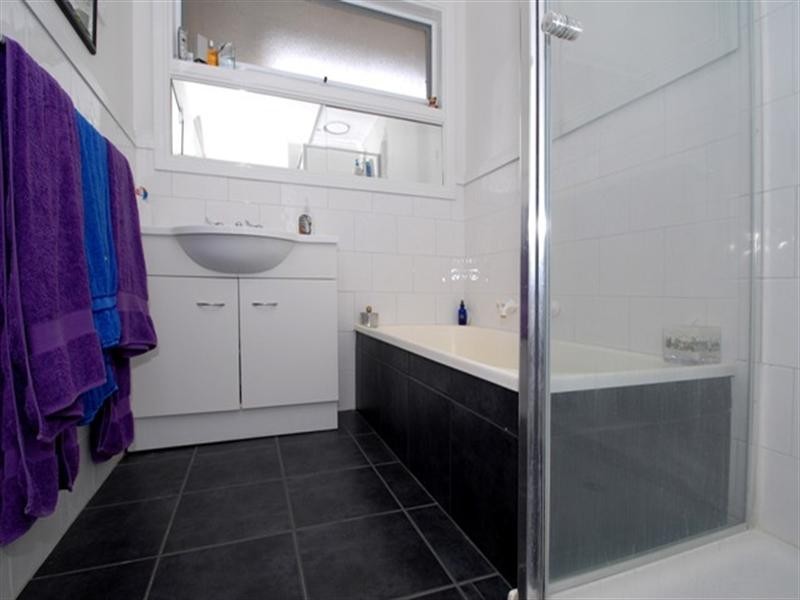 13 Quartok Avenue, Werribee VIC 3030