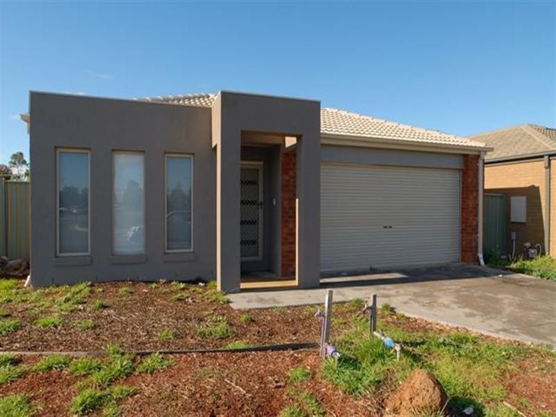 41 Vaughan Chase, Wyndham Vale VIC 3024
