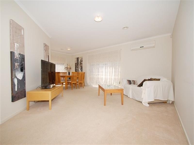 43 Kirkstone Road, Point Cook VIC 3030