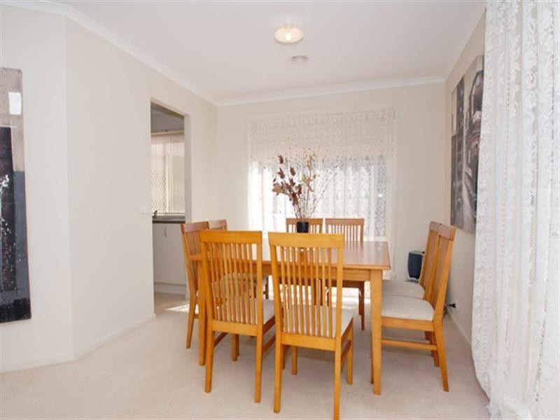 43 Kirkstone Road, Point Cook VIC 3030