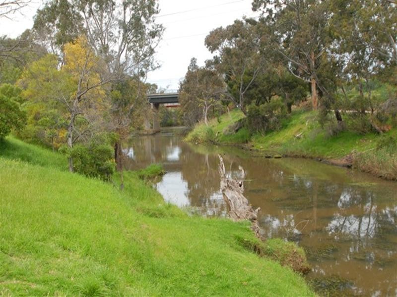 2/8-10 Coop Street, Werribee VIC 3030