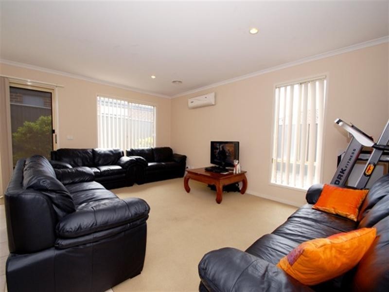 25 Mundi Crescent, Wyndham Vale VIC 3024