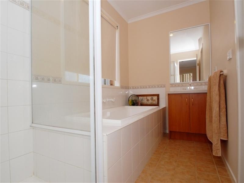 25 Mundi Crescent, Wyndham Vale VIC 3024
