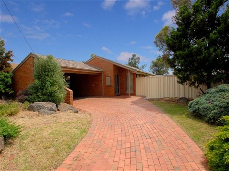 12 Burge Crescent, Hoppers Crossing VIC 3029