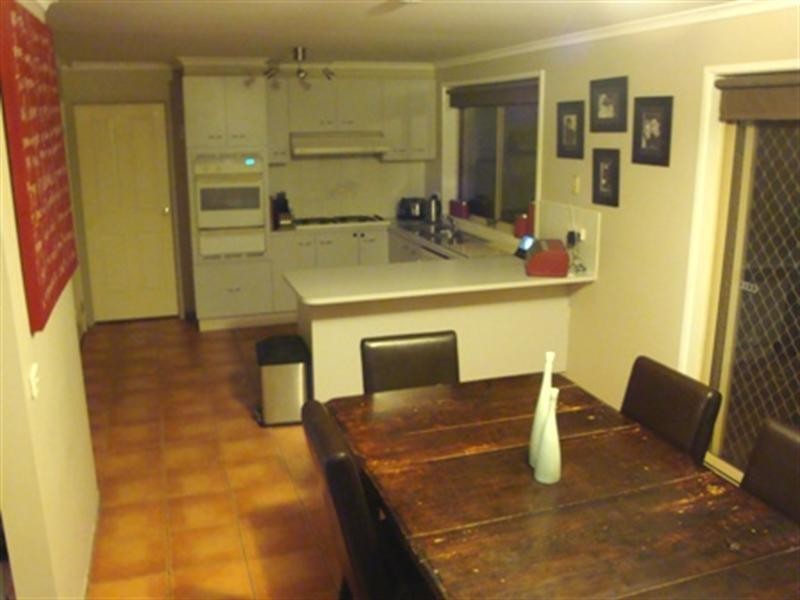 19 Thames Boulevard, Werribee VIC 3030