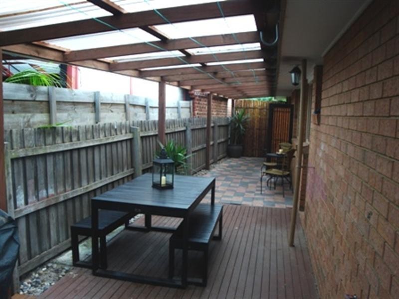 19 Thames Boulevard, Werribee VIC 3030