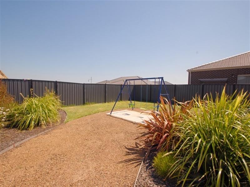 17 Bolton View, Derrimut VIC 3030