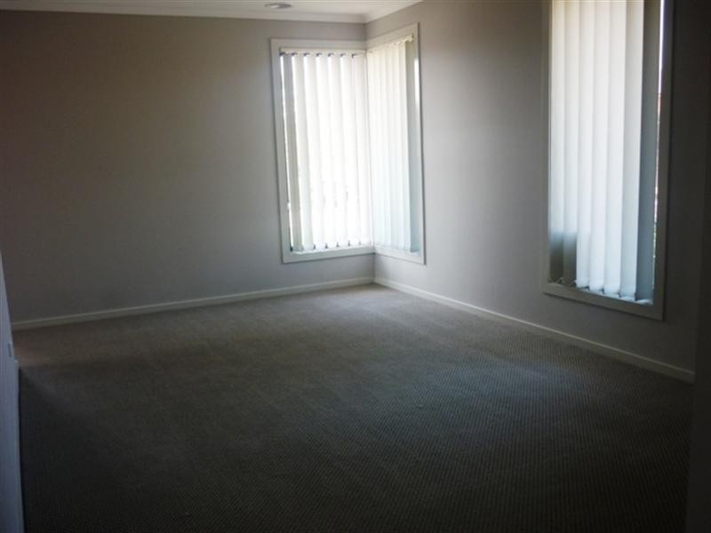 16 Oliver Place, Point Cook VIC 3030