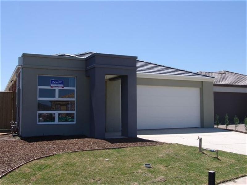 4 Juliet Avenue, Tarneit VIC 3029