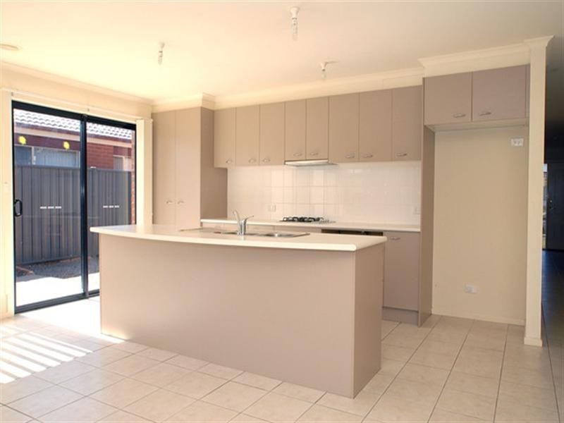 22 Eucumbene Road, Wyndham Vale VIC 3024