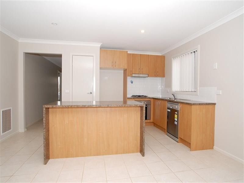 46 Lady Penrhyn Drive, Wyndham Vale VIC 3024