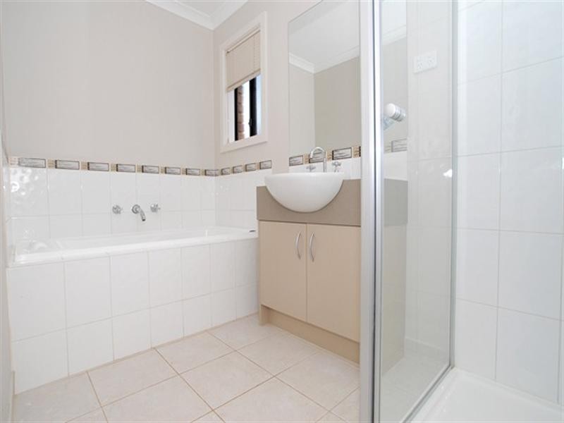 46 Lady Penrhyn Drive, Wyndham Vale VIC 3024