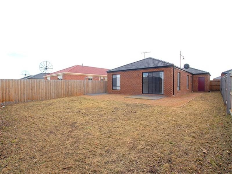 46 Lady Penrhyn Drive, Wyndham Vale VIC 3024