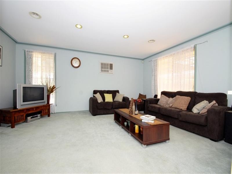 28 Southwick Boulevard, Altona Meadows VIC 3028