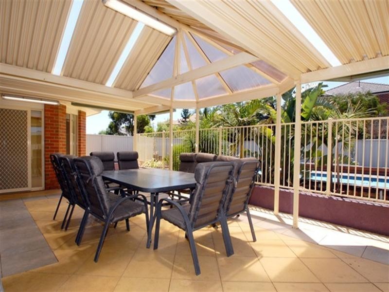 2 Gleneagles Avenue, Tarneit VIC 3029