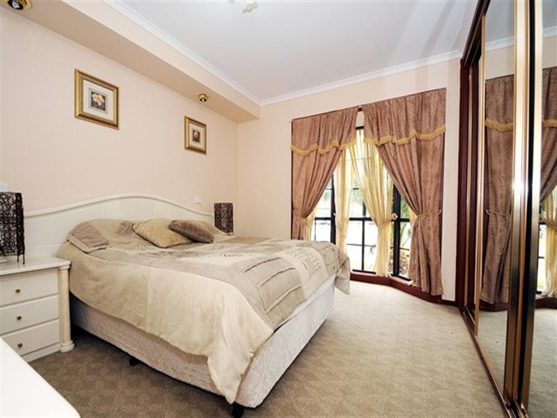 76 Virgilia Drive, Hoppers Crossing VIC 3029