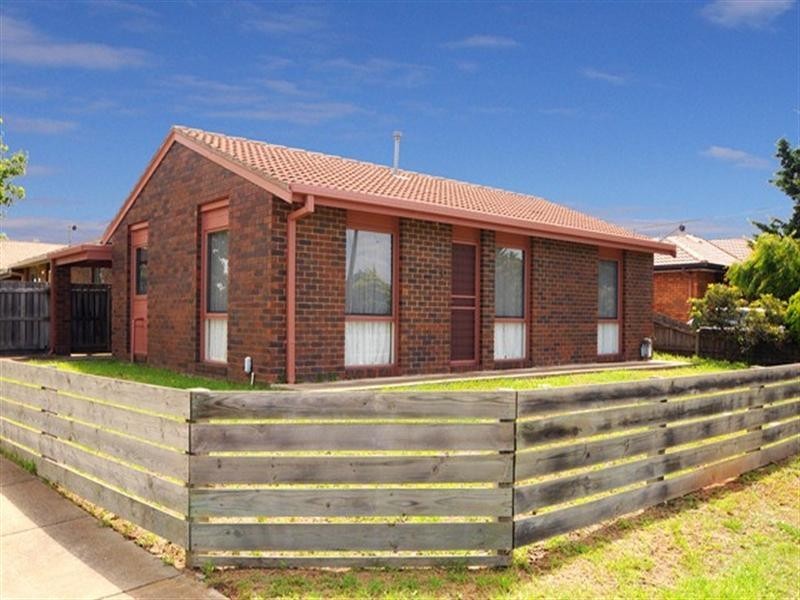 1/1 Samuel Court, Werribee VIC 3030