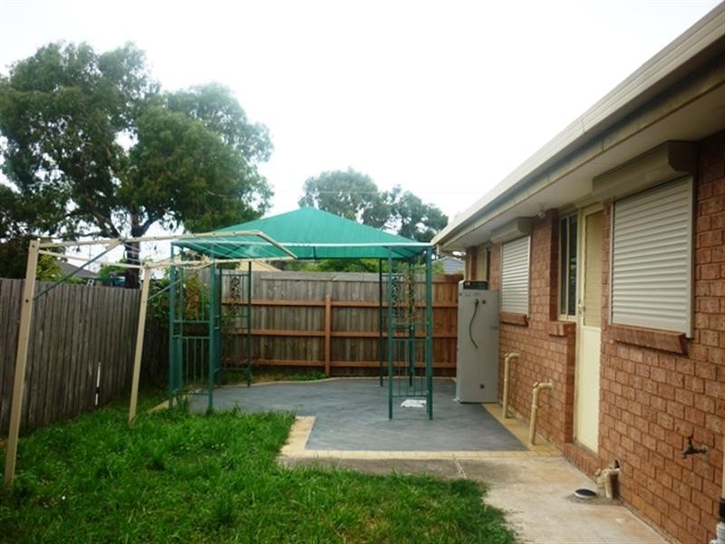 4/33 Pigeon Street, Werribee VIC 3030