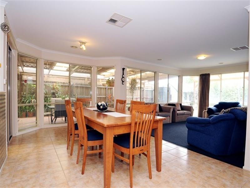 22 Castleton Avenue, Tarneit VIC 3029