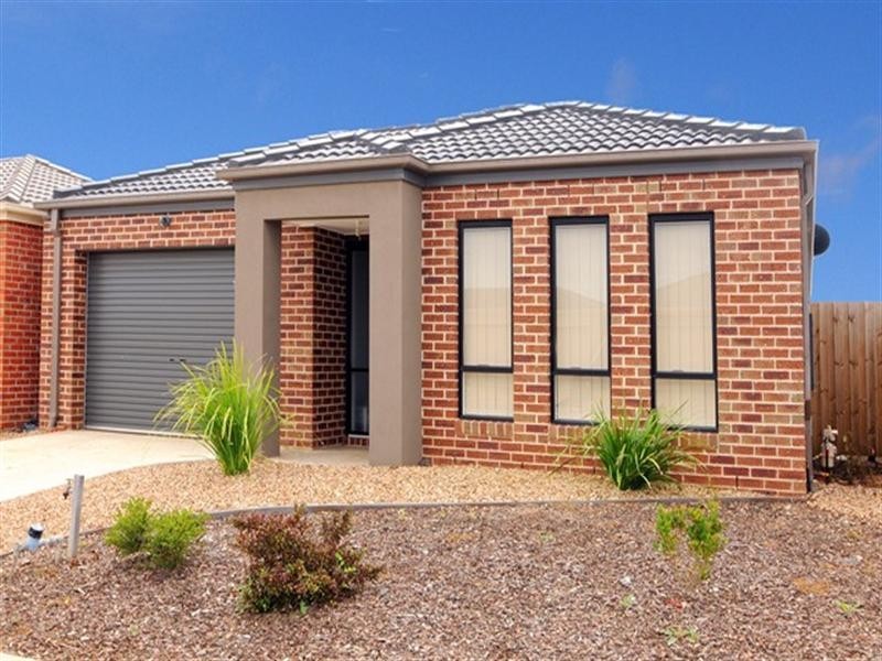 6 Tony Drive, Truganina VIC 3029