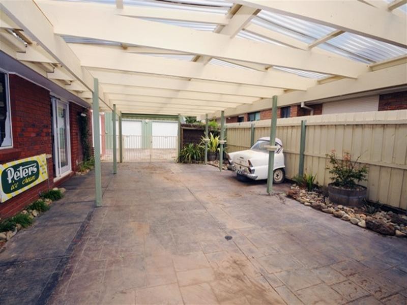 5 Dona Drive, Hoppers Crossing VIC 3029