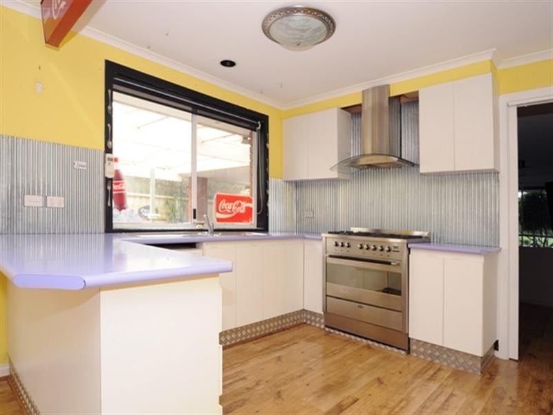 5 Dona Drive, Hoppers Crossing VIC 3029