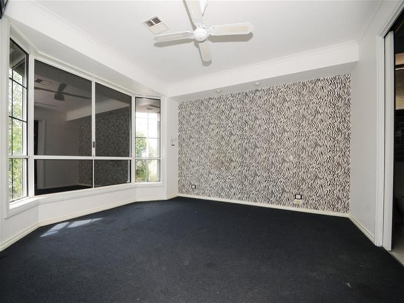 5 Dona Drive, Hoppers Crossing VIC 3029