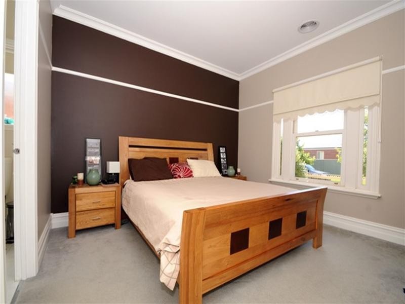 27 Giofches Crescent, Tarneit VIC 3029