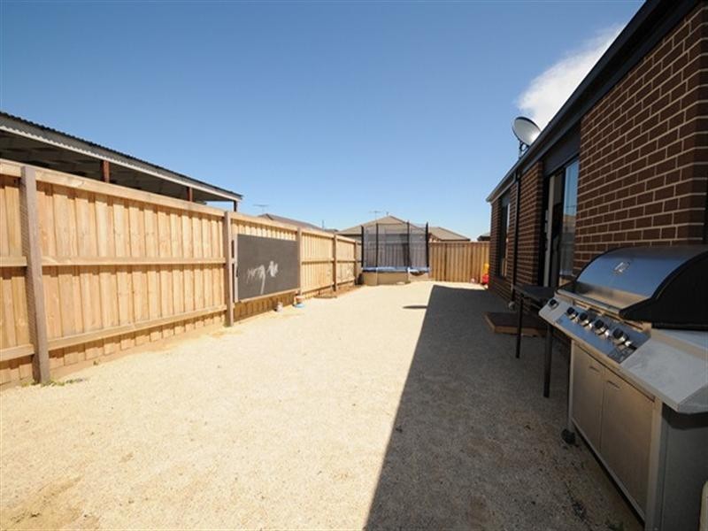 23 Tyler Crescent, Tarneit VIC 3029