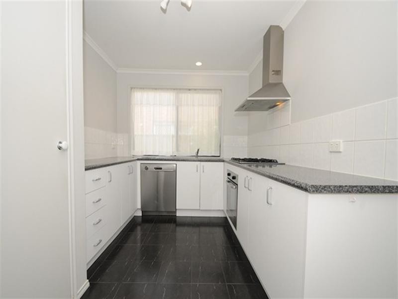 17 Maclarens Close, Wyndham Vale VIC 3024