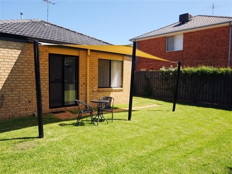 17 Maclarens Close, Wyndham Vale VIC 3024