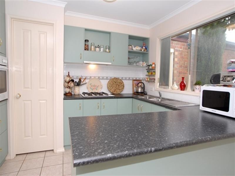 2 Chelsea Close, Wyndham Vale VIC 3024