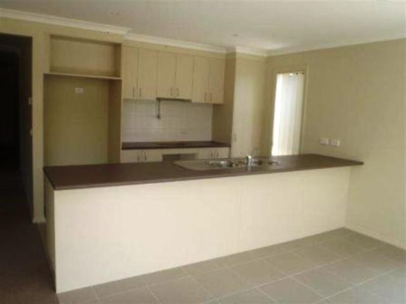 40 Bronson Circuit, Hoppers Crossing VIC 3029