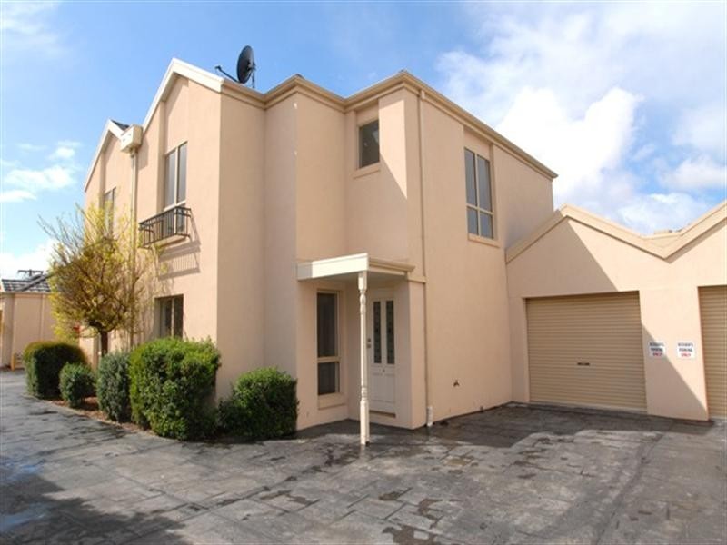 3/8-10 Coop Street, Werribee VIC 3030