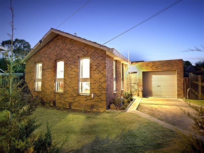 1 Clay Avenue, Hoppers Crossing VIC 3029