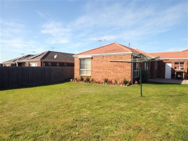 13 Lady Penrhyn Drive, Wyndham Vale VIC 3024
