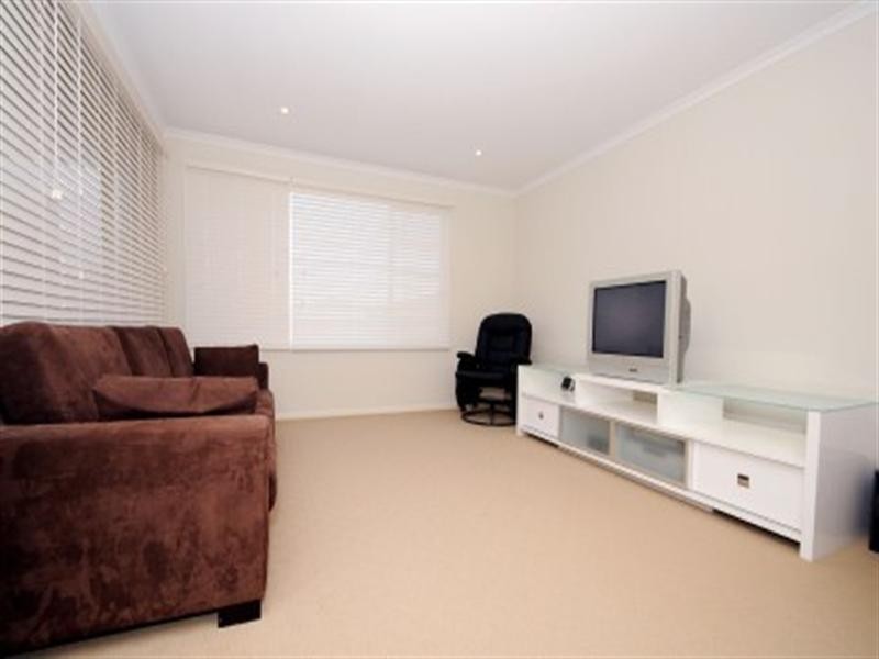 4 Zizina Avenue, Tarneit VIC 3029