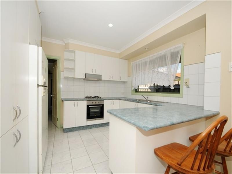 2 Davis Court, Altona Meadows VIC 3028