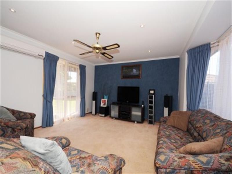 6 Tasman Place, Wyndham Vale VIC 3024