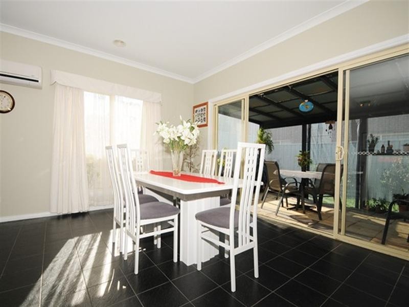 2/14 Jordyn Street, Tarneit VIC 3029