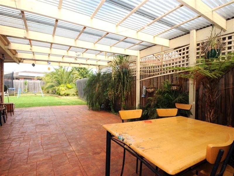 4 Oldtrack Place, Hoppers Crossing VIC 3029