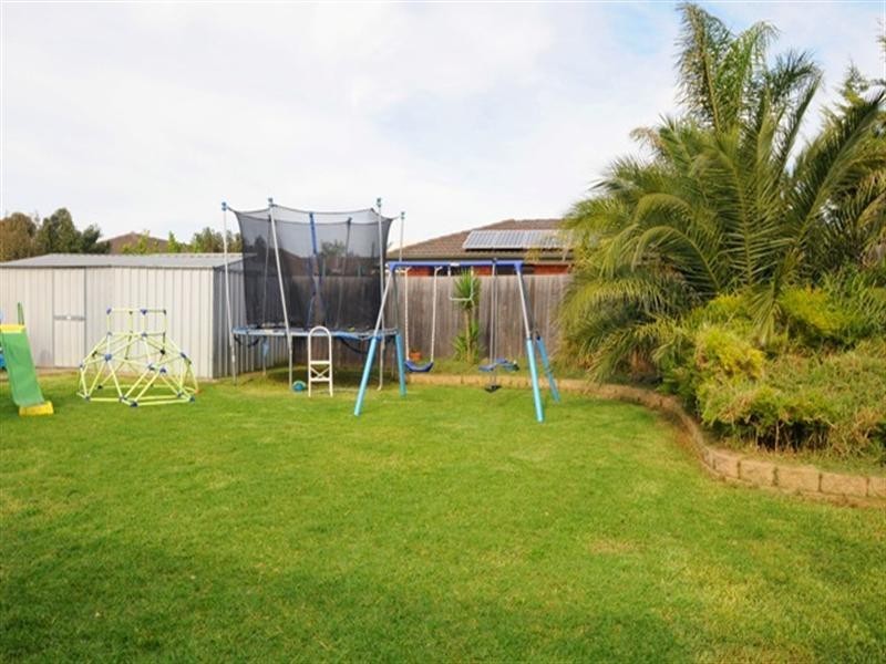 4 Oldtrack Place, Hoppers Crossing VIC 3029