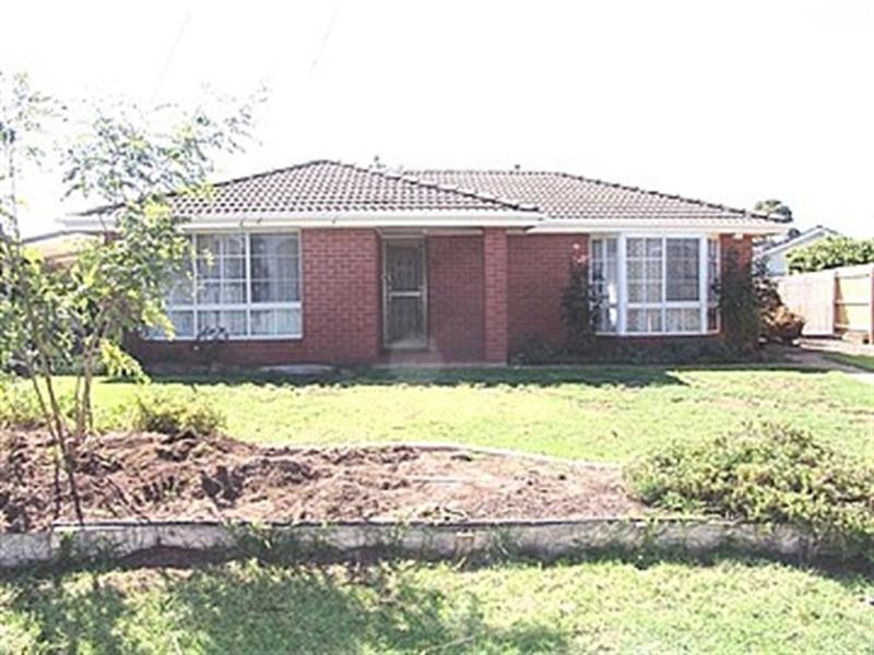 4 Berri Court, Hoppers Crossing VIC 3029